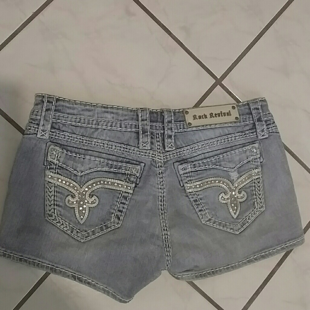 Rock Revival shorts💎💎💎