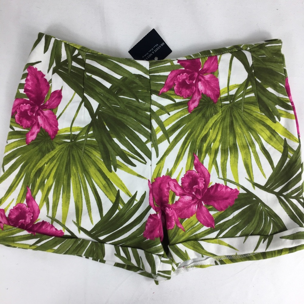 Brandy Melville Tropical Print High Waisted Shorts - Picture 1 of 3
