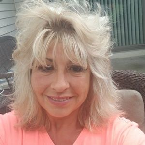 Meet your Posher, Bonnie