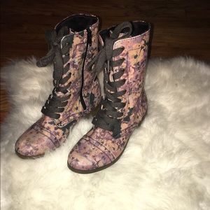 Floral print combat boot