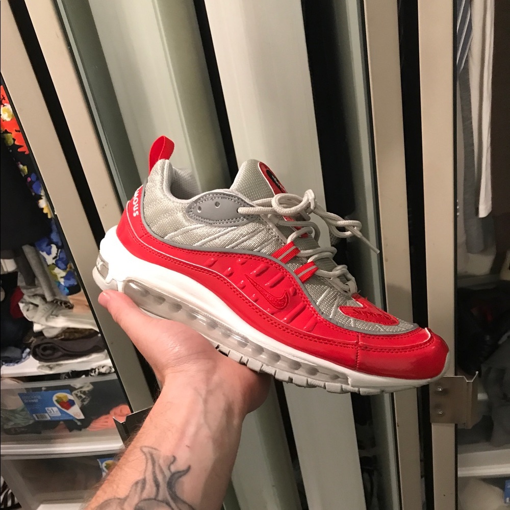 Supreme Nike air max