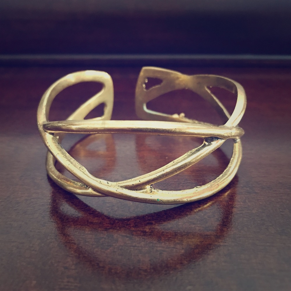 Gold bracelet