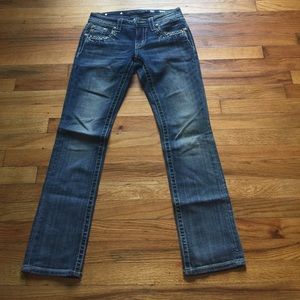 Distressed Miss Me Jeans 27