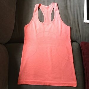 Lulu lemon racer back
