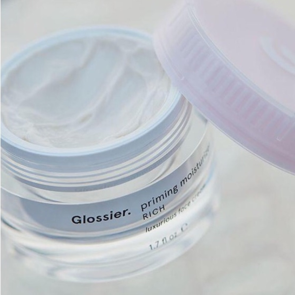 ****SOLD****GLOSSIER Gift Set - Picture 3 of 5
