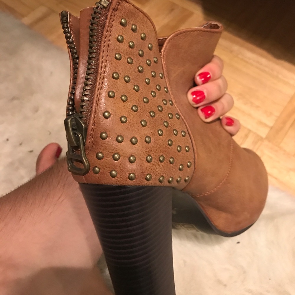 Studded booties - Picture 3 of 4