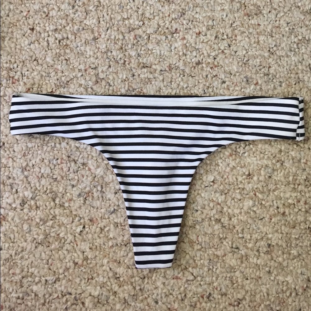 VS - Black/white striped thong swim bottom