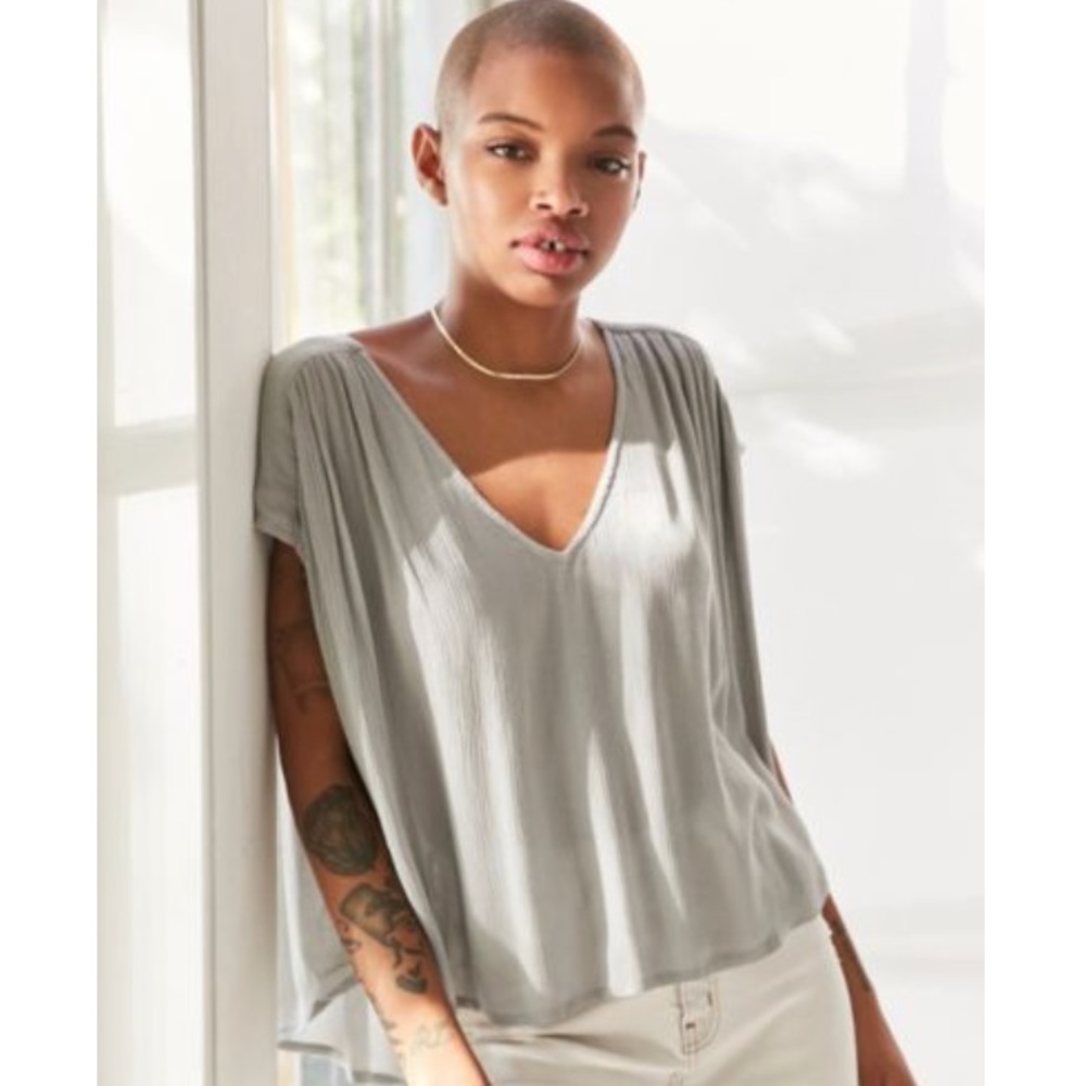 Urban Outfitters sleeve popover top