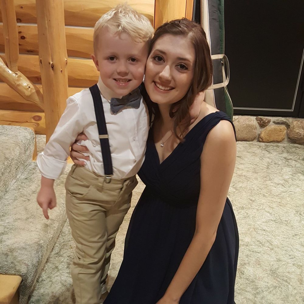 Meet your Posher, Lydia