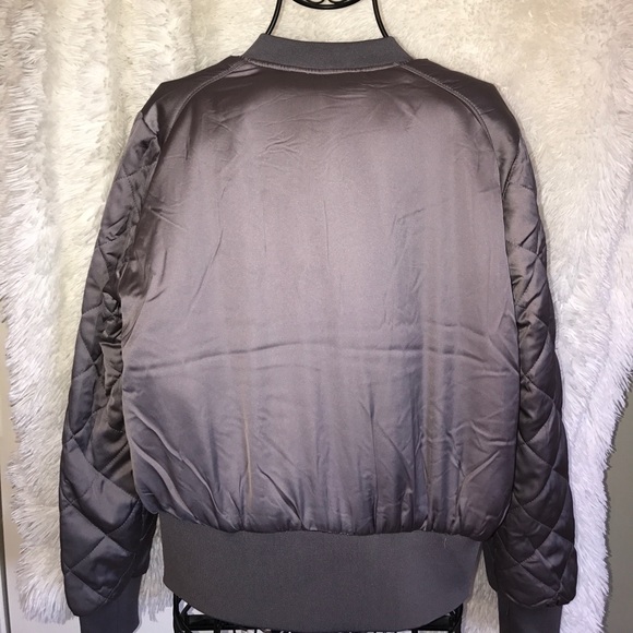 Bomber jacket - Picture 3 of 4