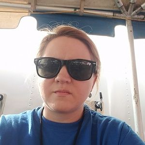 Meet your Posher, Liz