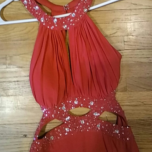 Evening gown - Picture 2 of 4