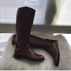 Tory Burch Boots