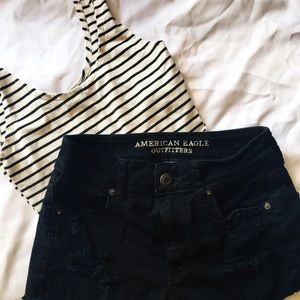 American Eagle distressed black festival short