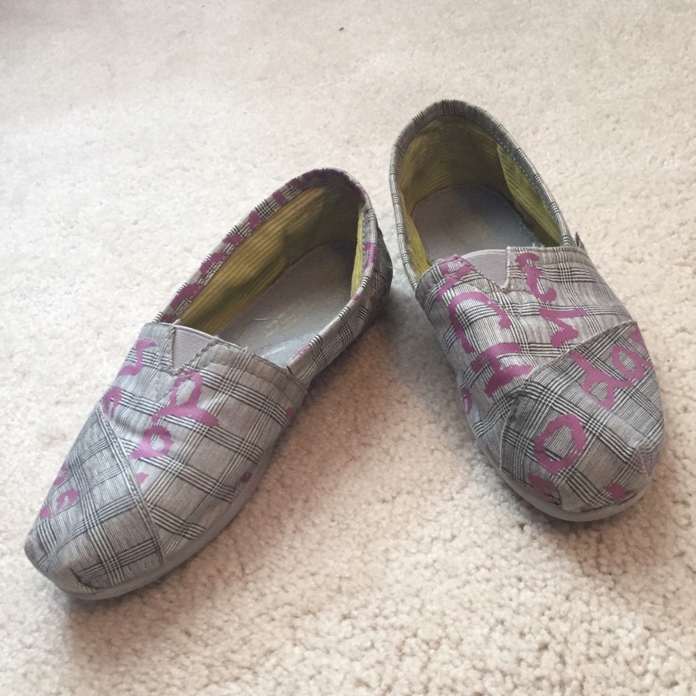 Toms