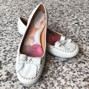 Born leather ballet flats