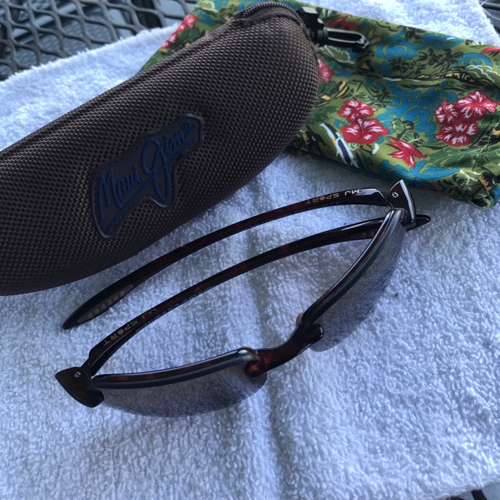 Maui Jim sportswear sunglasses