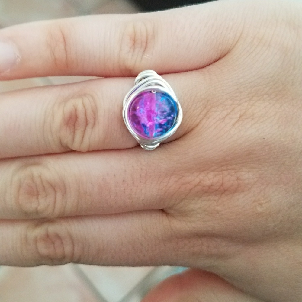 Ring - Picture 2 of 3