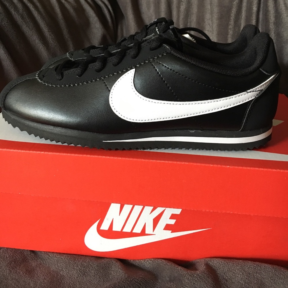 Leather black Nike Cortez - Picture 2 of 3