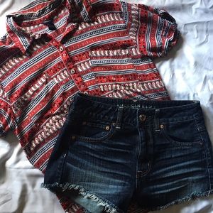 American Eagle dark wash festival short