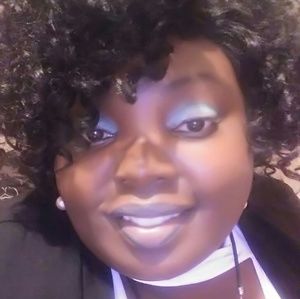 Meet your Posher, Allana