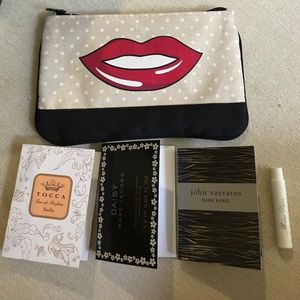 4 perfume samples and makeup bag