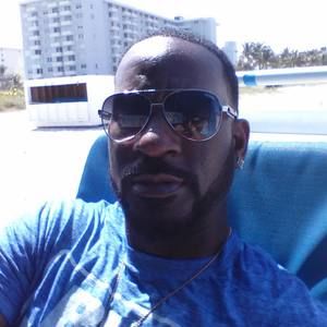 Meet your Posher, Henry