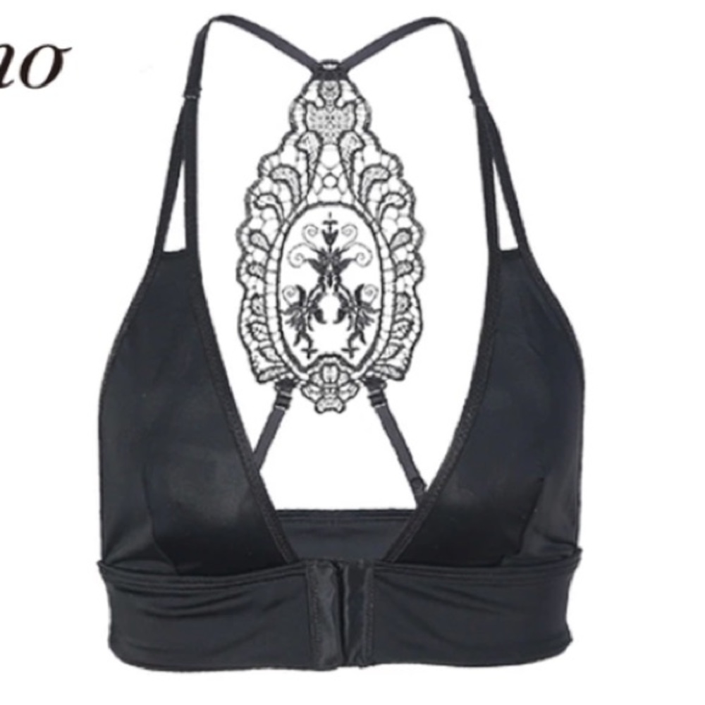Gorgeous front closure bra - crossback lace detail - Picture 1 of 4