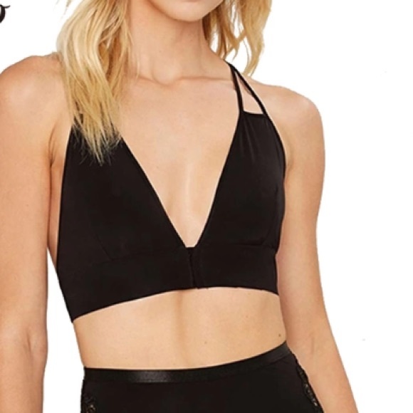 Gorgeous front closure bra - crossback lace detail - Picture 2 of 4