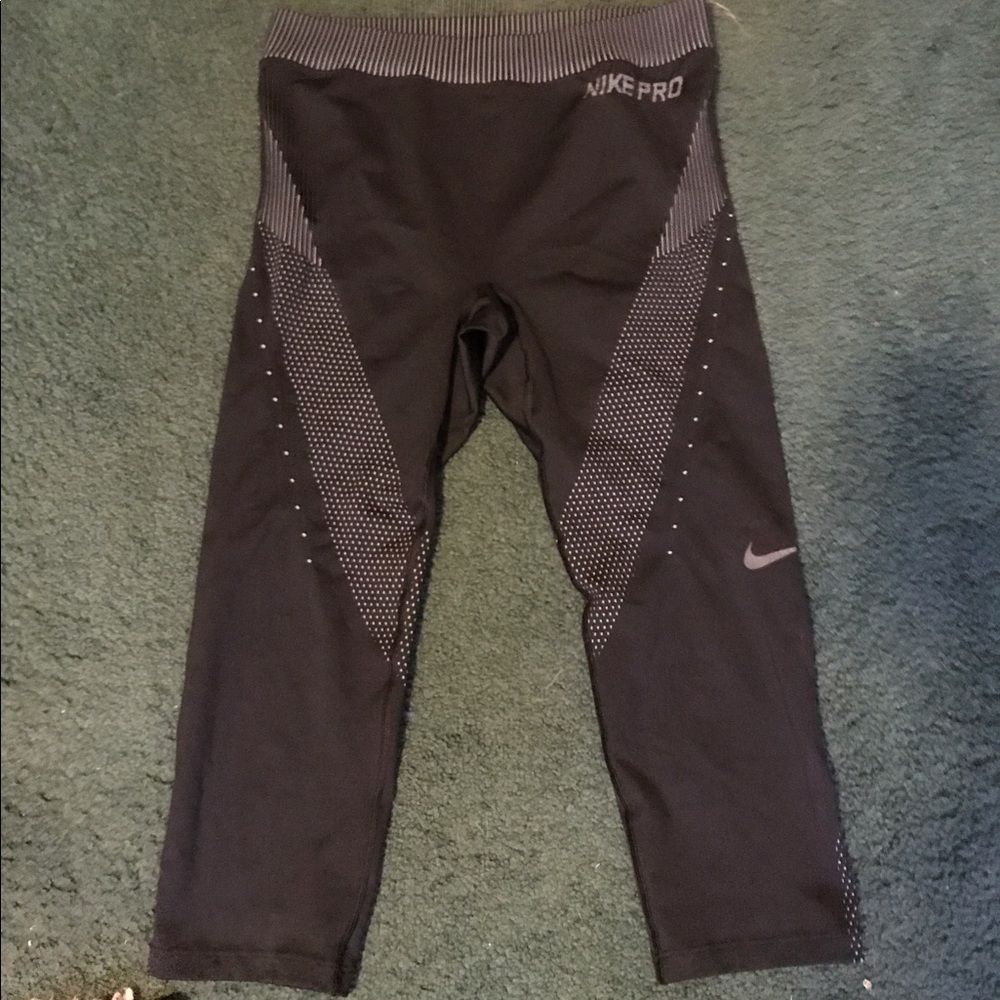 Nike pro leggings
