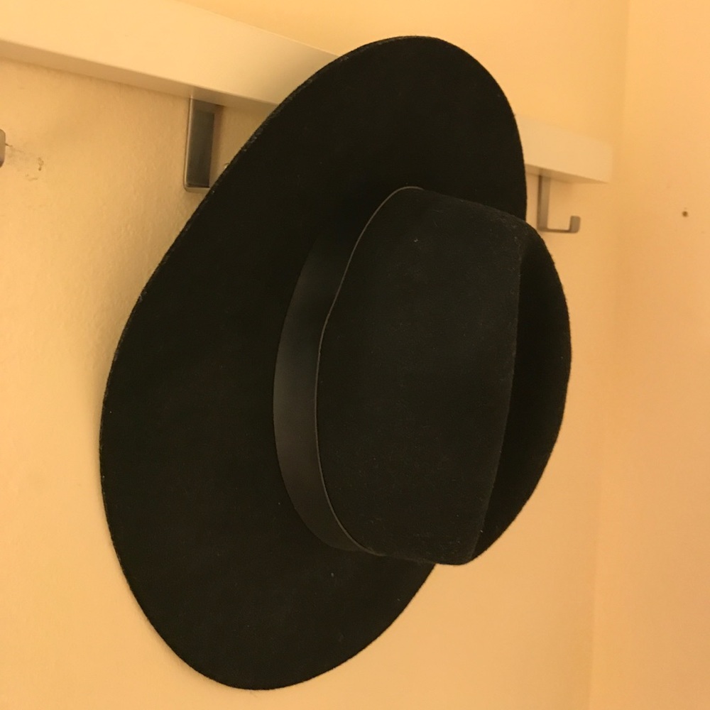 TOP SHOP black felt hat
