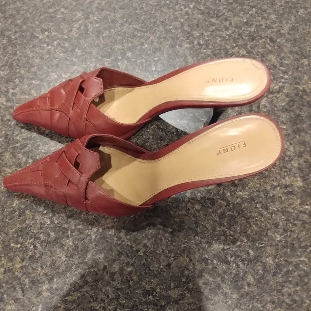 Fioni Red Maroon Heels