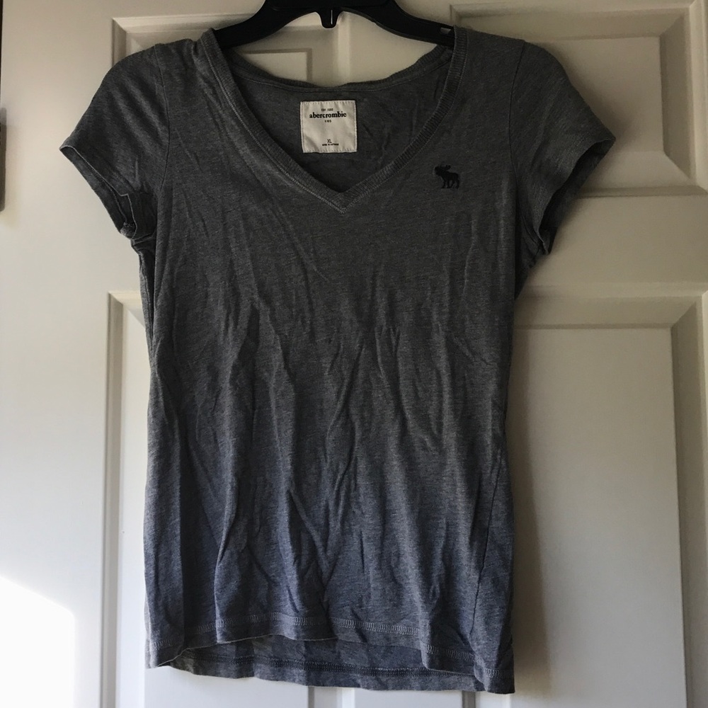 Abercrombie V-neck