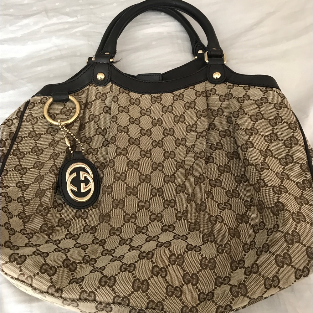 Gucci medium Sukey hobo brown