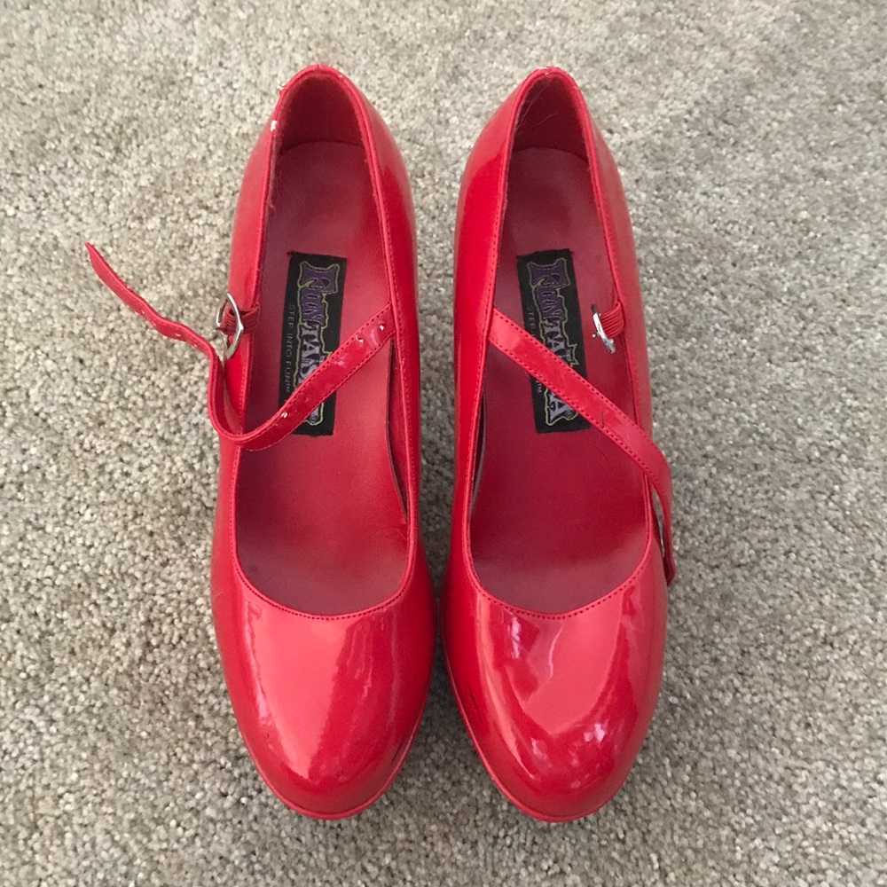 Red Costume Platform Heels 👠
