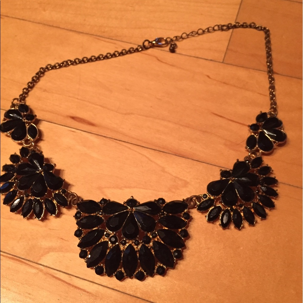 Forever 21 black Aztec necklace