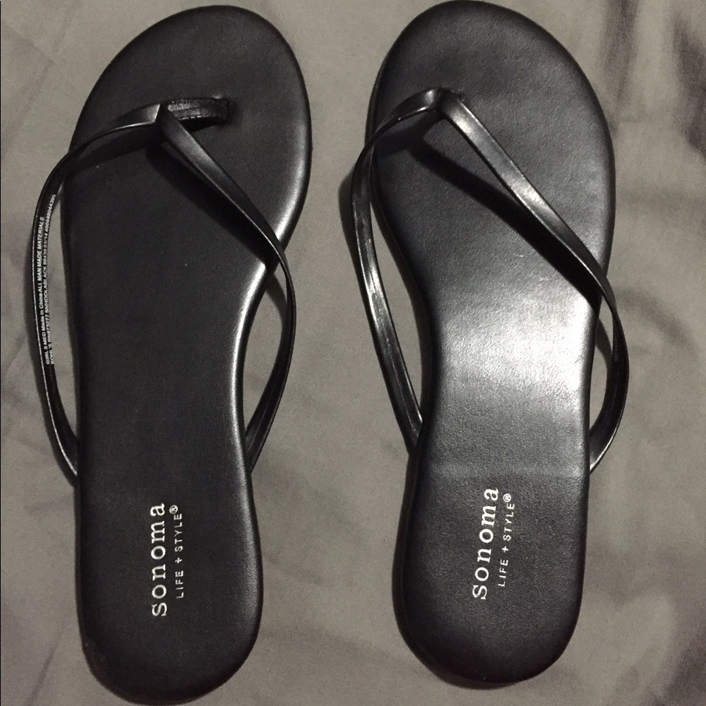 Black dressy flip flops