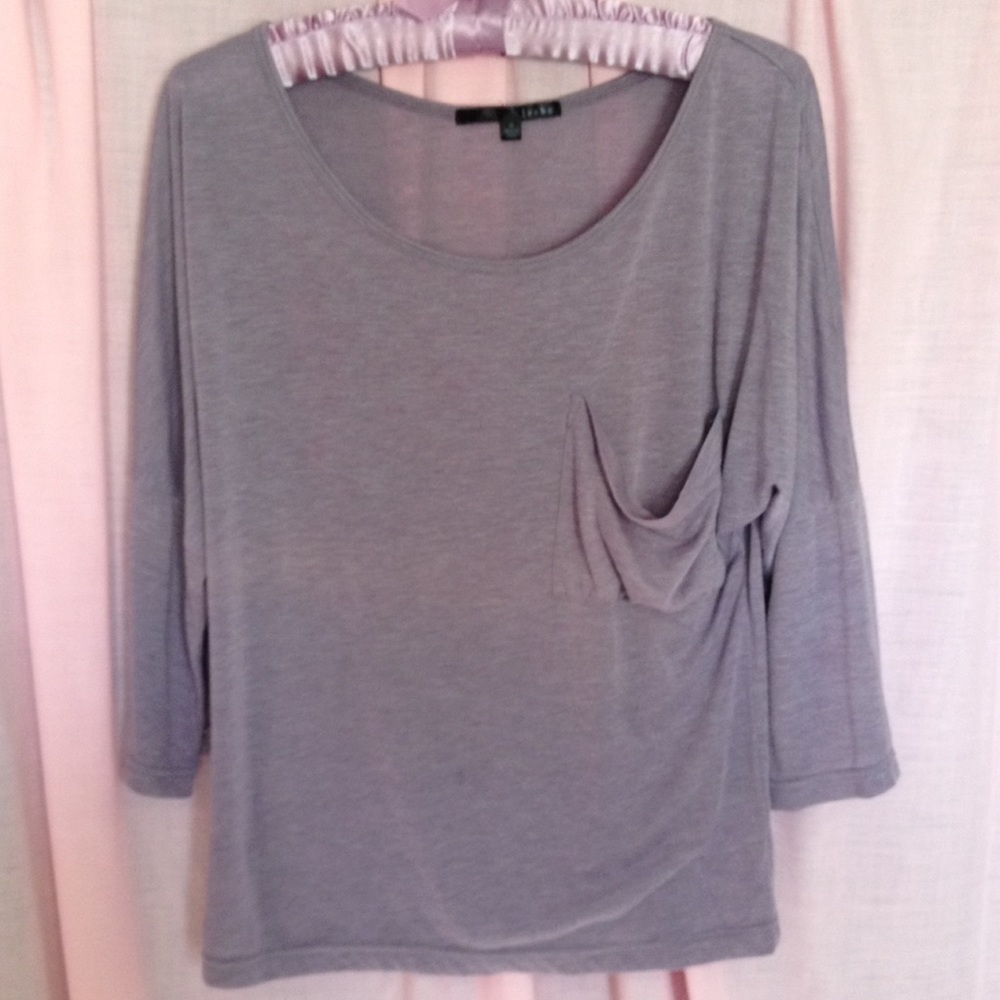 Isshu Super Comfy Top