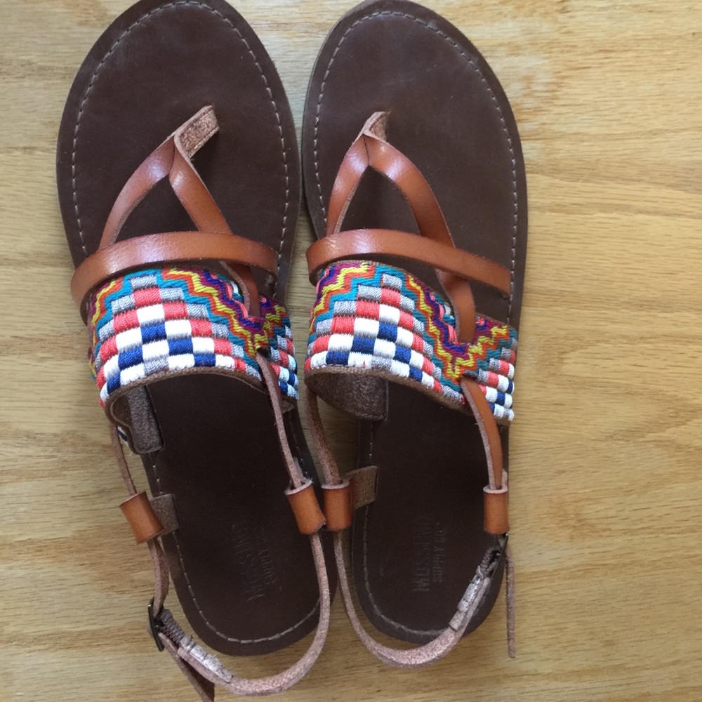 GORGEOUS CUTE SUMMER SANDALS