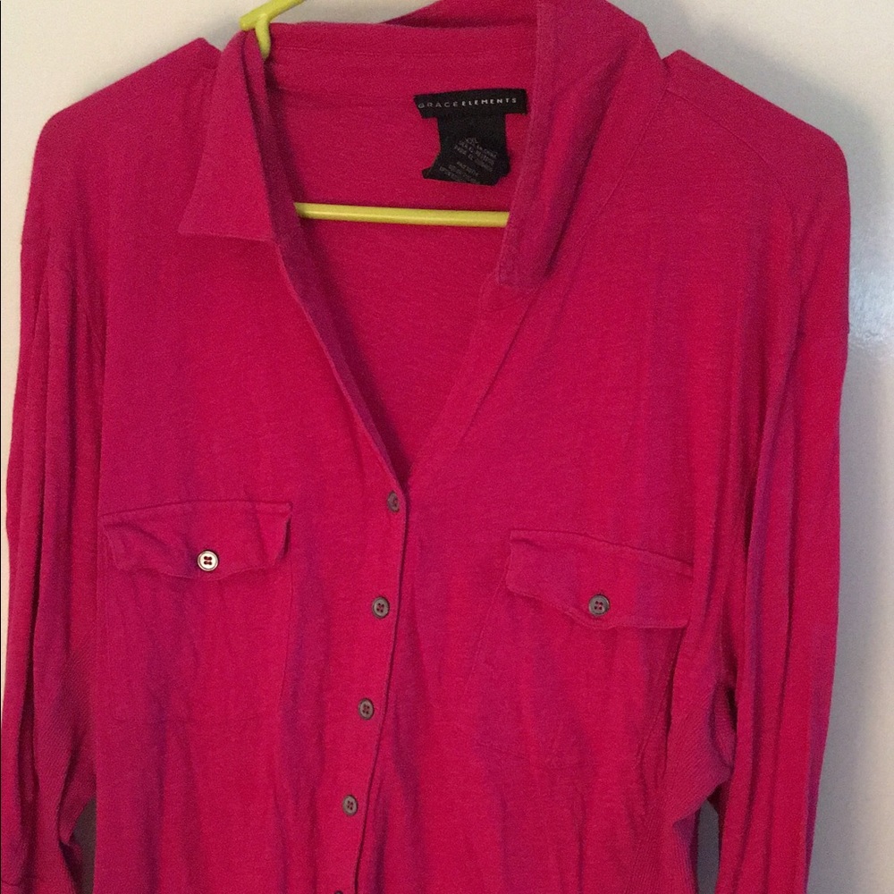 Pink stretchy button down