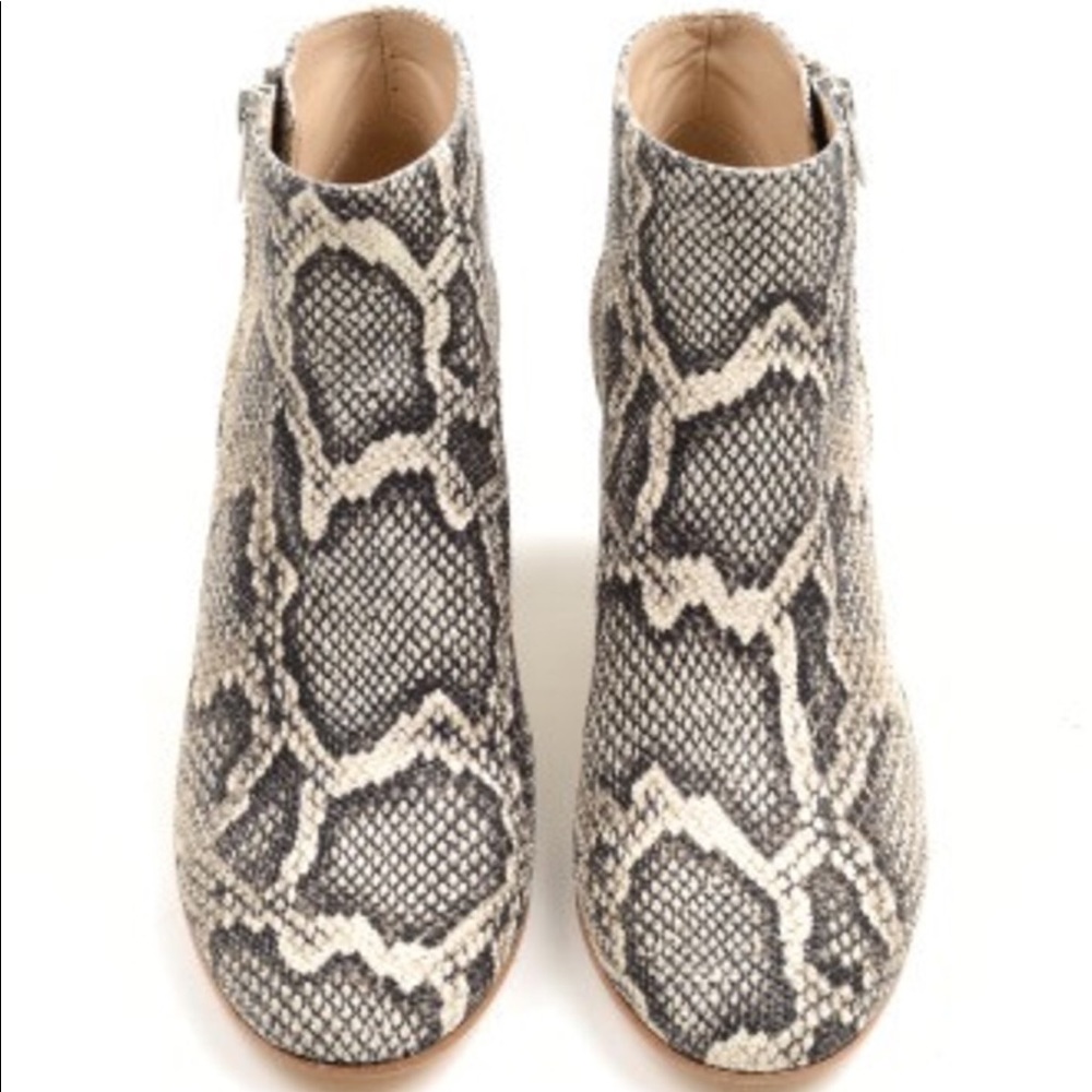 Loeffler Randal Greer boot in python - Picture 2 of 4