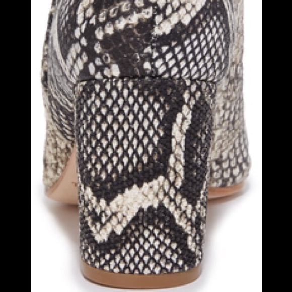 Loeffler Randal Greer boot in python - Picture 4 of 4