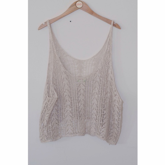 ✨UO Crochet Tank - Picture 3 of 3