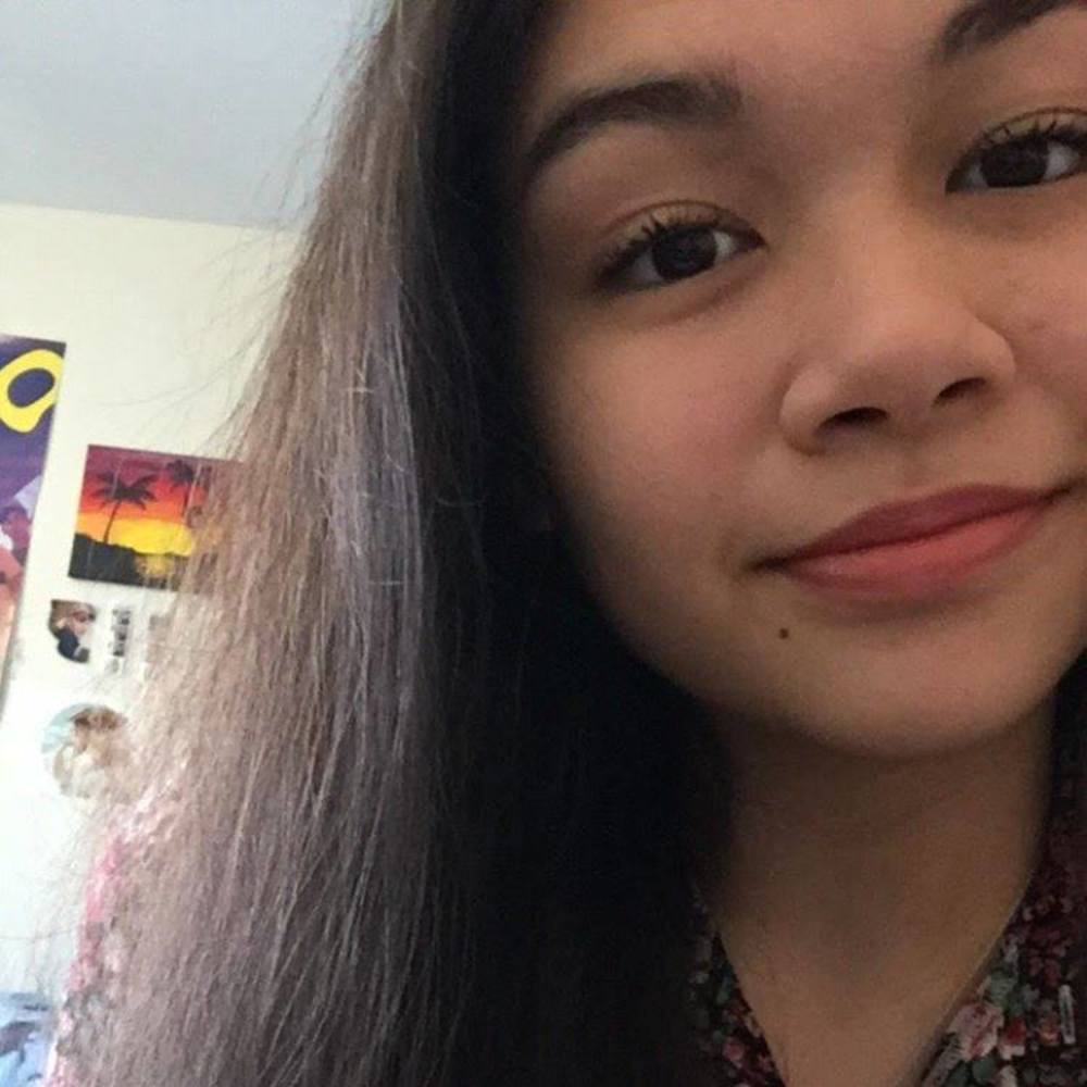 Meet your Posher, Alexis