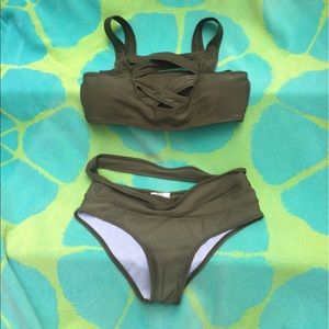 Strappy green bikini set