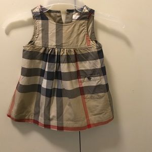 Dress size 6-9 months