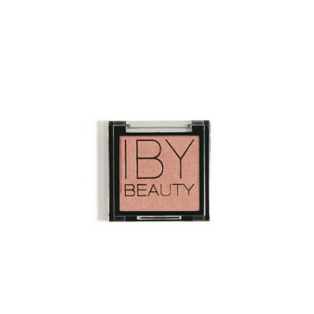 IBY BEAUTY HIGHLIGHTER
