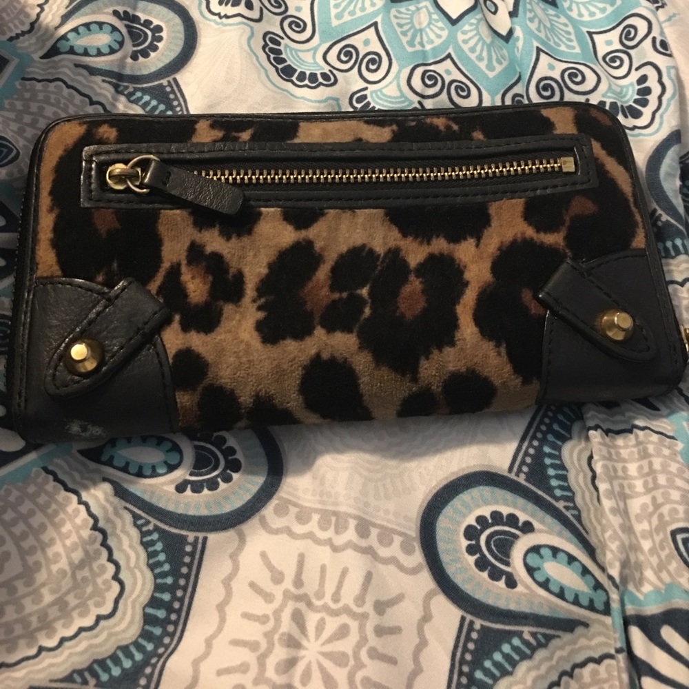 Juicy Couture Handbag & Wallet - Picture 6 of 7