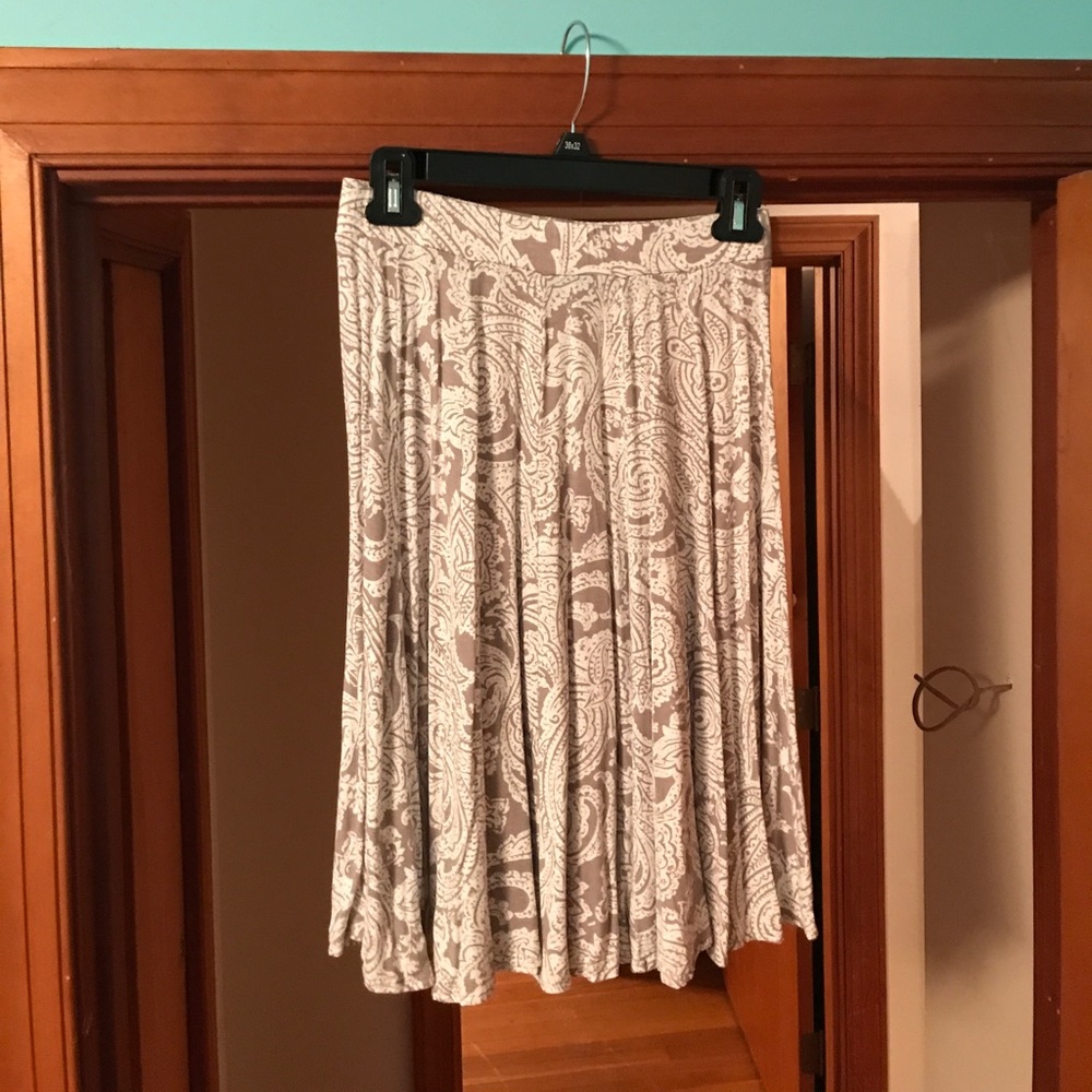 Knee length skirt