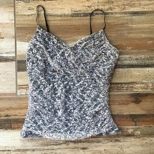 😍White House Black Market tank 😍